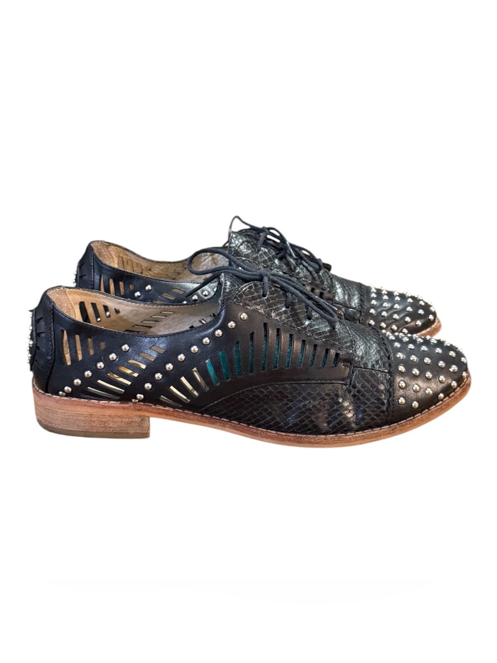 Sam Edelman Jayden Studded Cutout Leather Oxfords Black Women’s Size 7.5